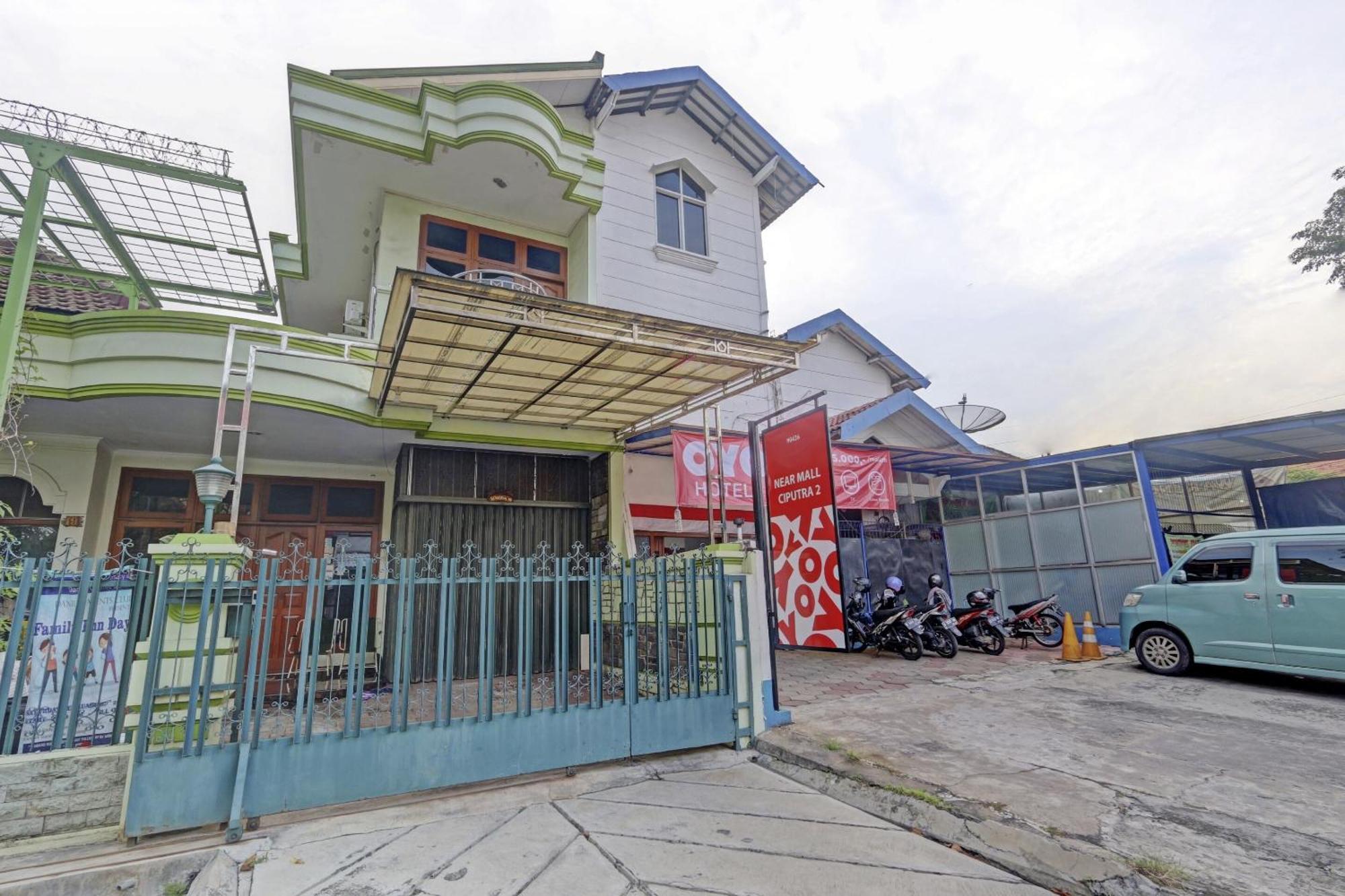 Super Oyo 90426 Near Mall Ciputra 2 Semarang Zewnętrze zdjęcie