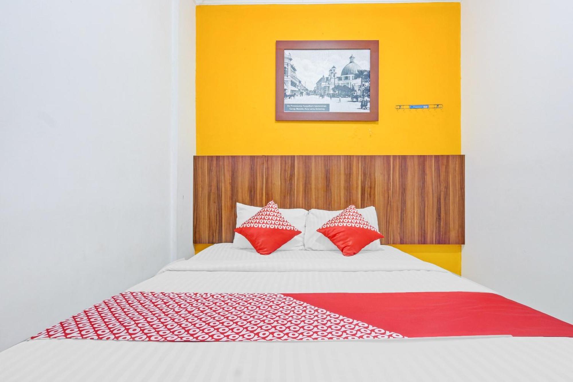 Super Oyo 90426 Near Mall Ciputra 2 Semarang Zewnętrze zdjęcie